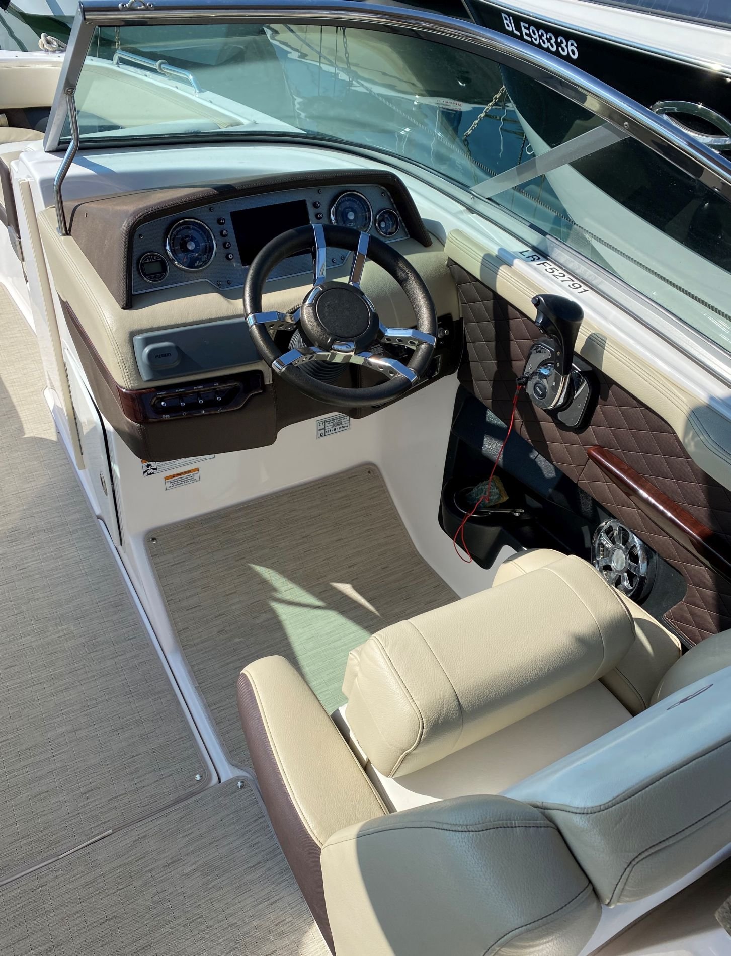 REGAL 27 FASDECK – Image 5
