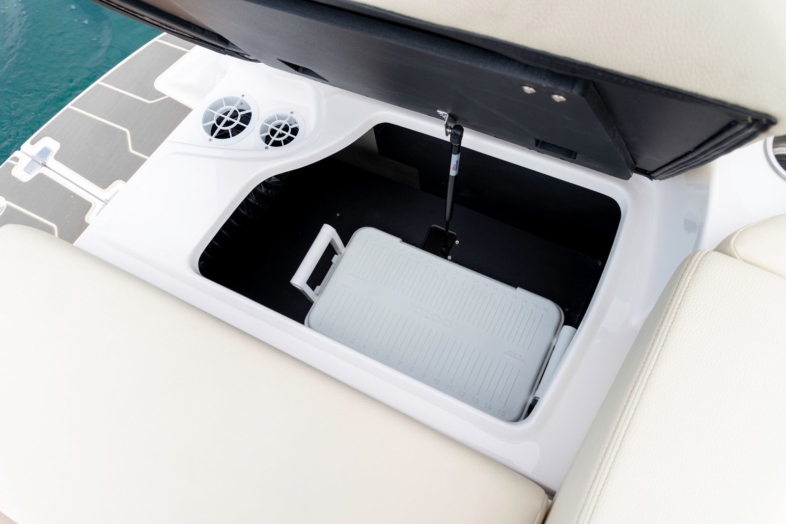 REGAL 2000 ES – Image 6