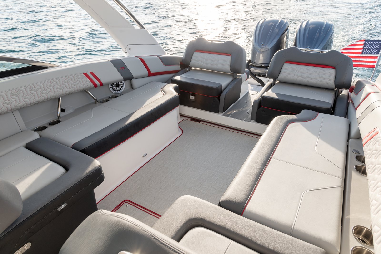 REGAL LX9 – Image 9